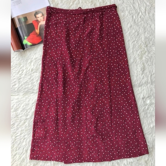 Rouje Red Floral Printed Midi Wrap Glorie Skirt - Picture 7 of 11